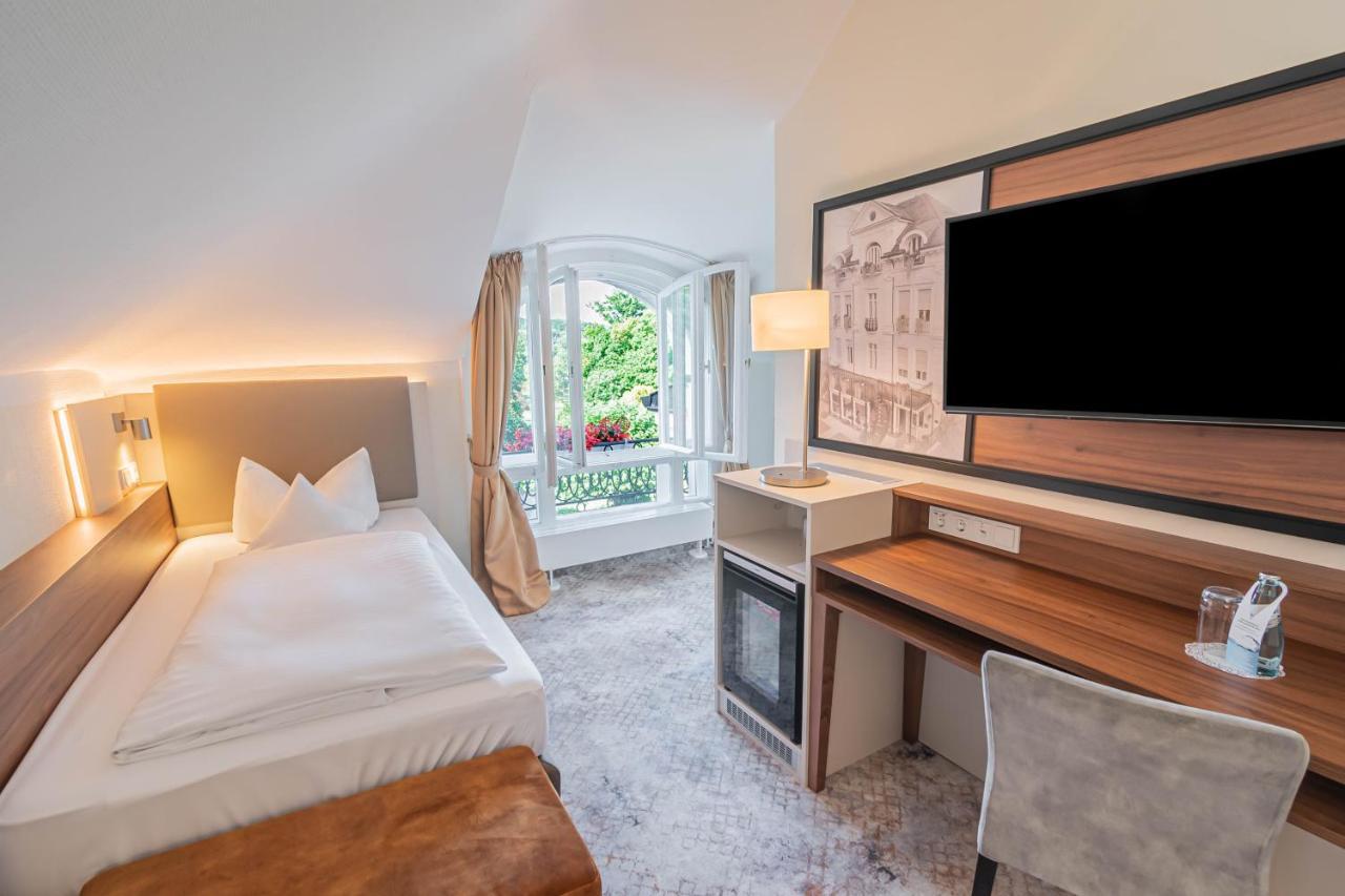 Hotel Villa Am Kurpark Bad Homburg vor der Hoehe Exterior photo
