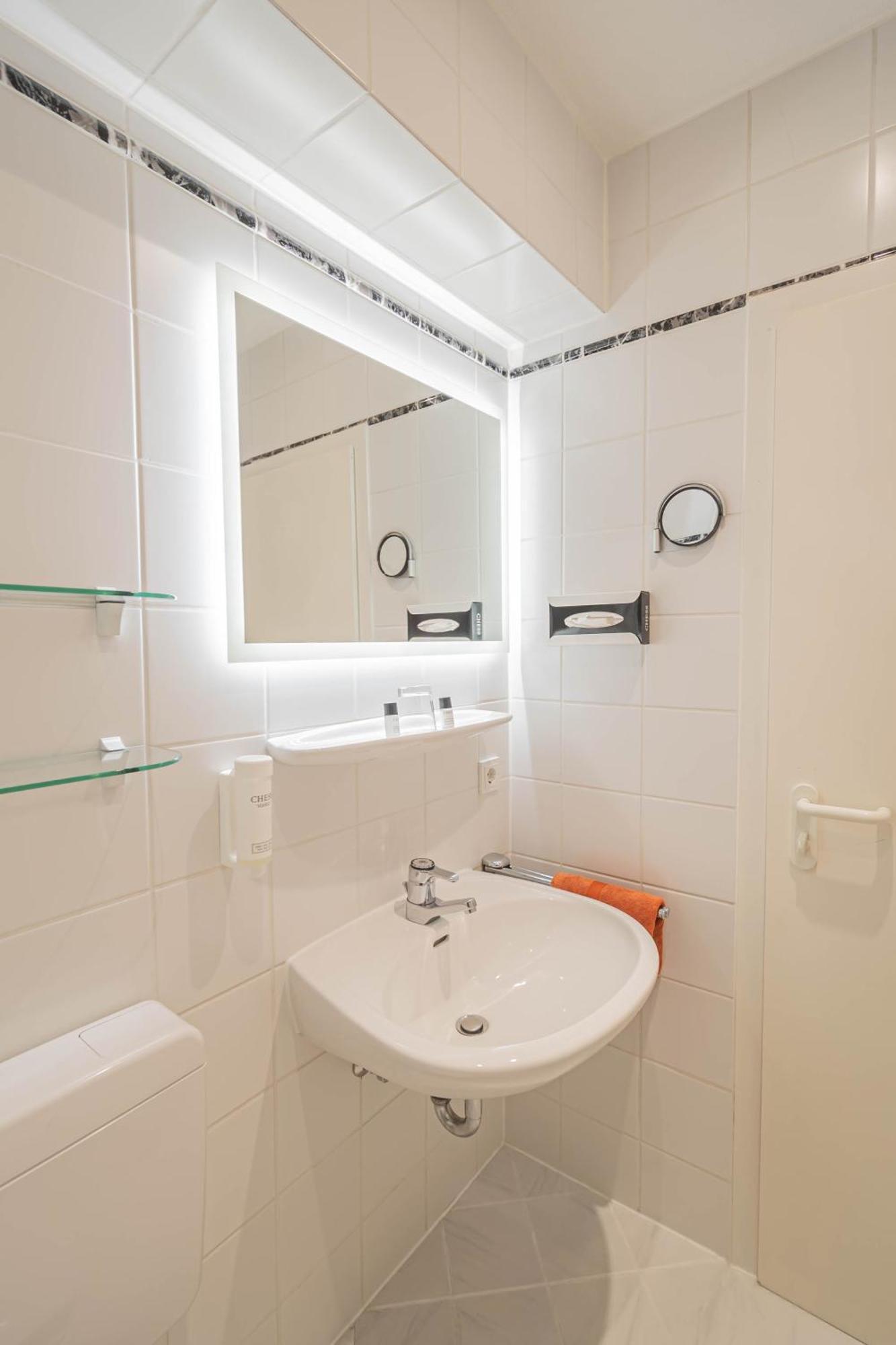 Hotel Villa Am Kurpark Bad Homburg vor der Hoehe Room photo